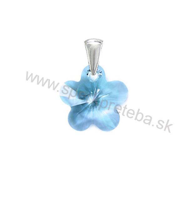 Strieborný prívesok  kvetinka Aquamarine