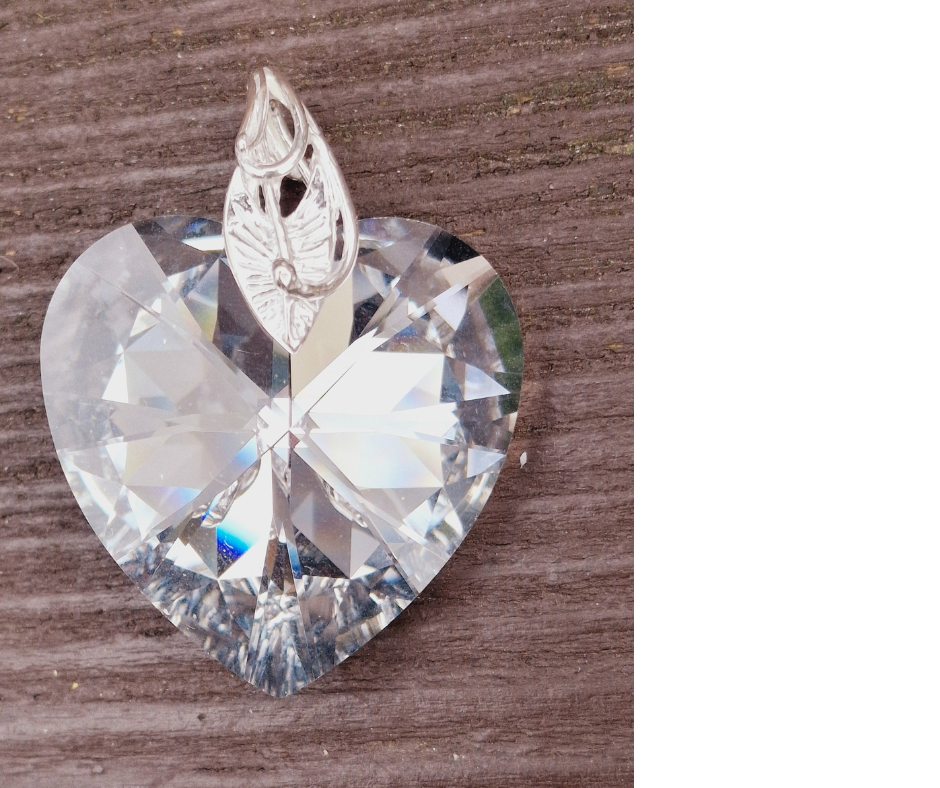 Swarovski prívesok srdce 28mm striebornej farby Crystal Comet Argent Light